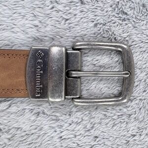 Columbia Men's Reversible Silver Buckle Belt Size 38-40  Synthetic Leather